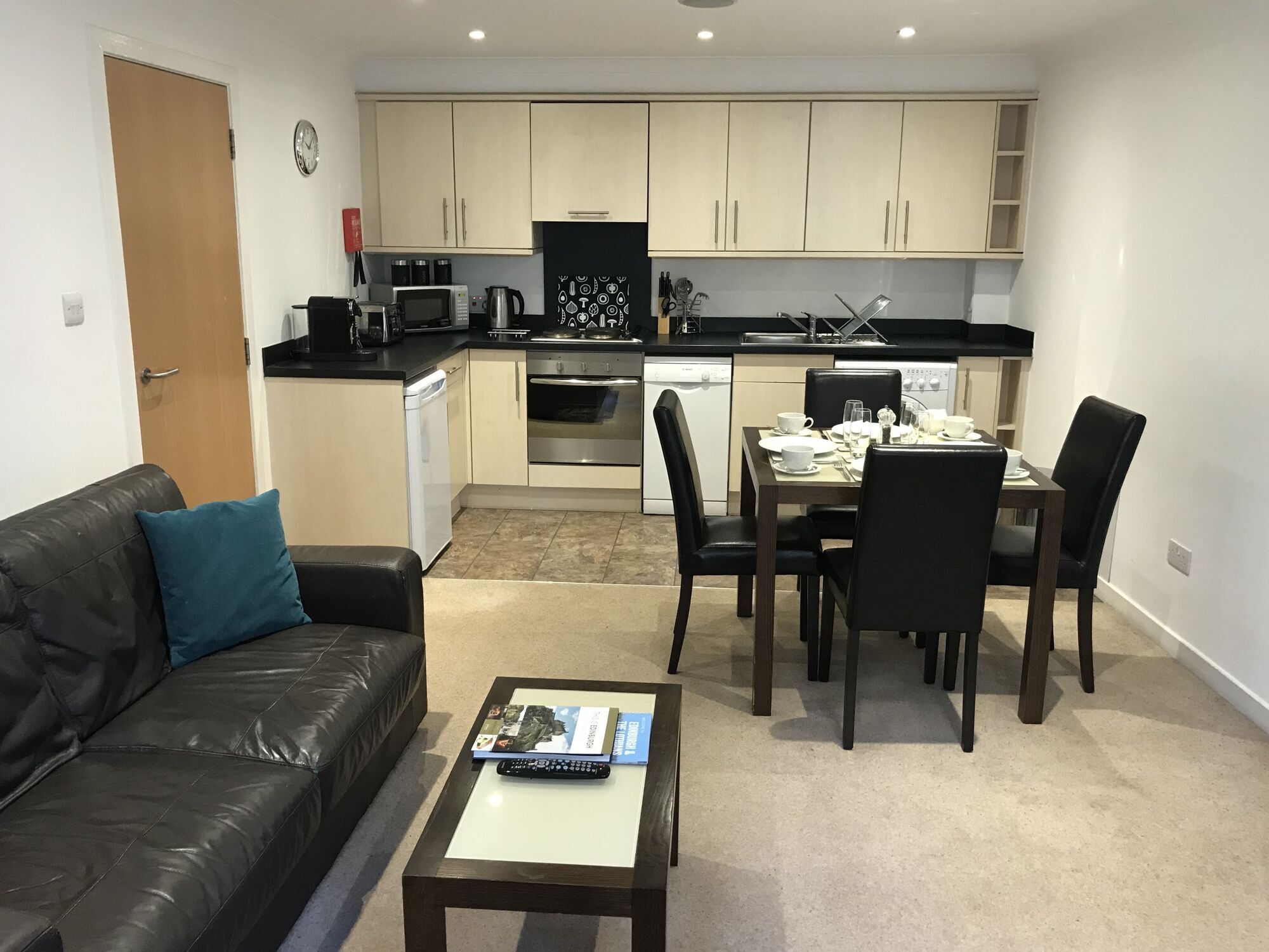 Fountain Court Apartments - Grove Executive Эдинбург Интерьер фото